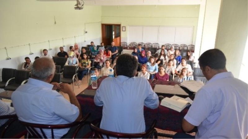 Varto`da Öğretmenlere Hizmet İçi Eğitim Semineri